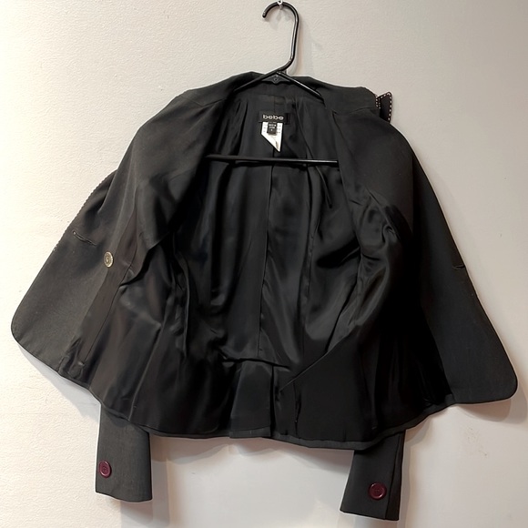 Ladies BEBE Dark Gray w/Purple Pinstripe Blazer | Size 4 | Excellent Condition - Picture 7 of 11